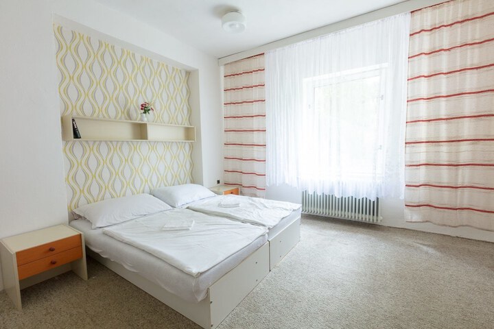 Room 19 of 42