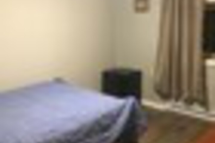 Room 17 of 117