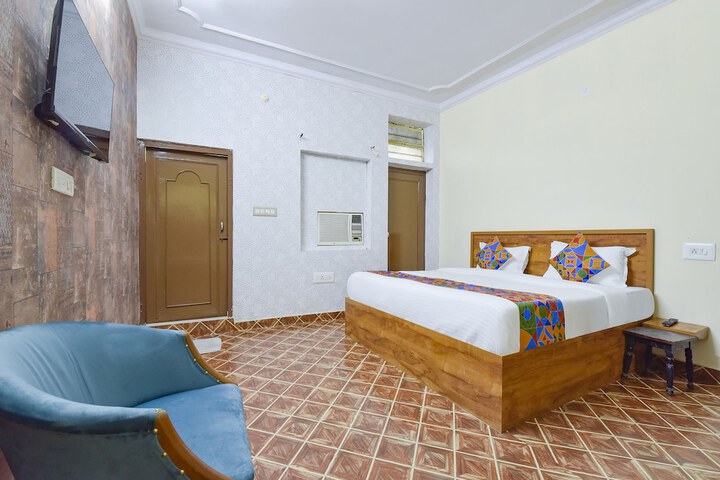 Room 29 of 37