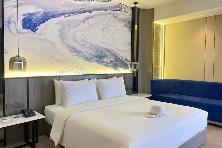 Room 34 of 43