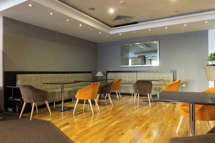 Guest Lobby