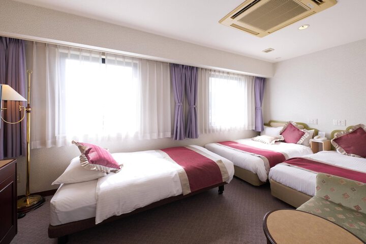 Room 31 of 74