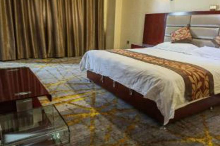 Room 15 of 17
