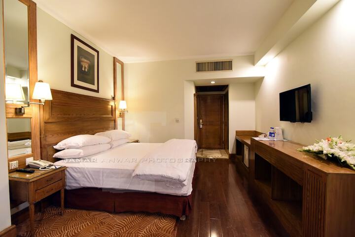 Room 20 of 53