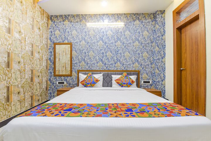 Room 17 of 26