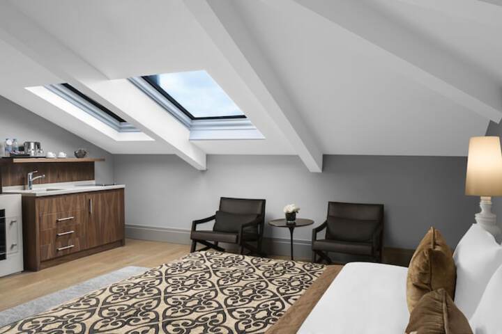 Room 15 of 79