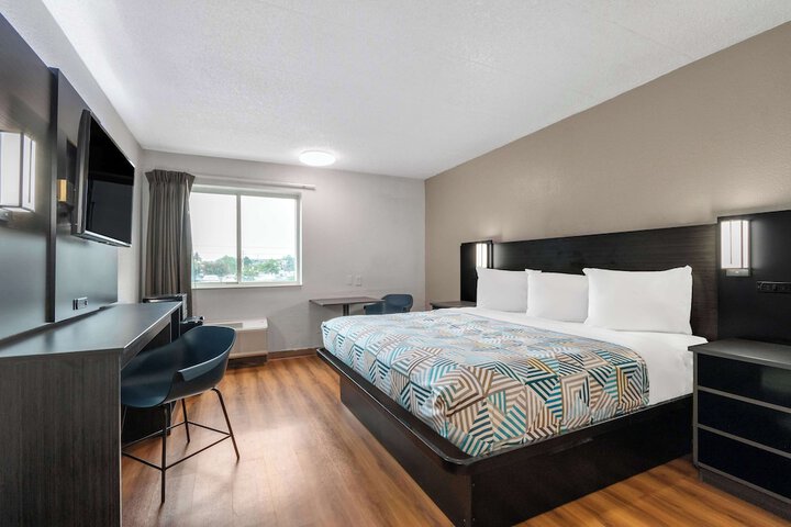 Room 20 of 40
