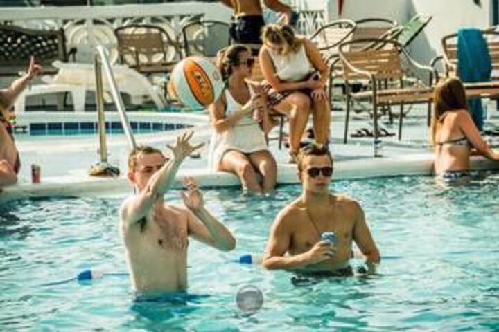Pool 23 of 25