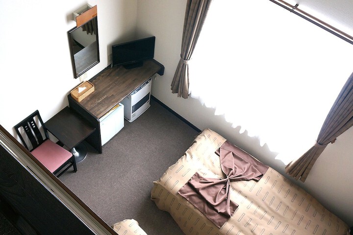 Room 11 of 56