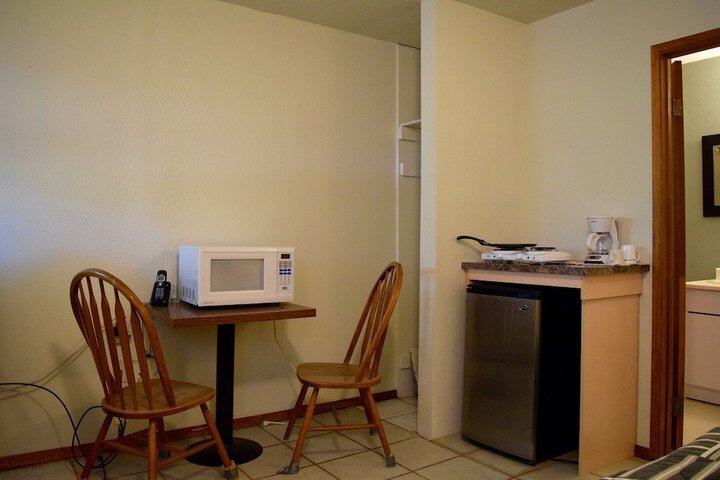 Room 7 of 16
