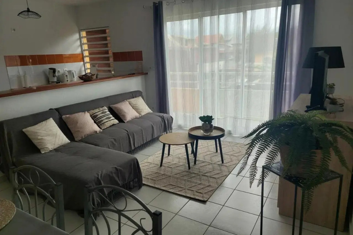 Room 2 of 12