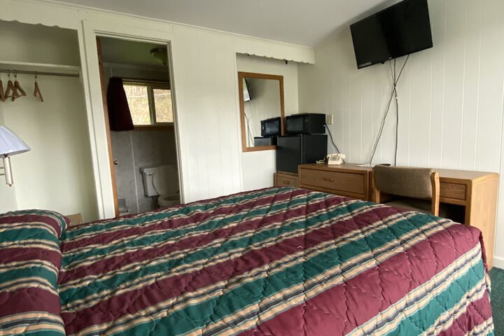 Room 6 of 36