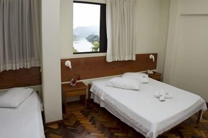 Room 5 of 14