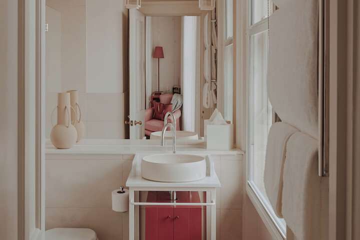 Room 48 of 120
