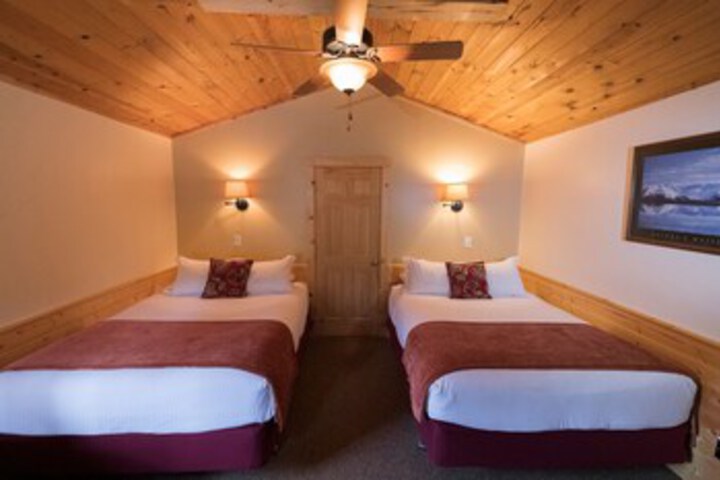 Room 40 of 279