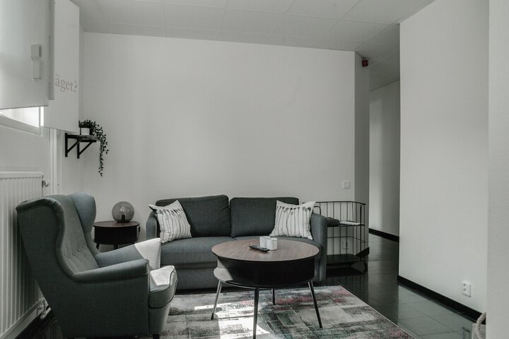 Room 6 of 53