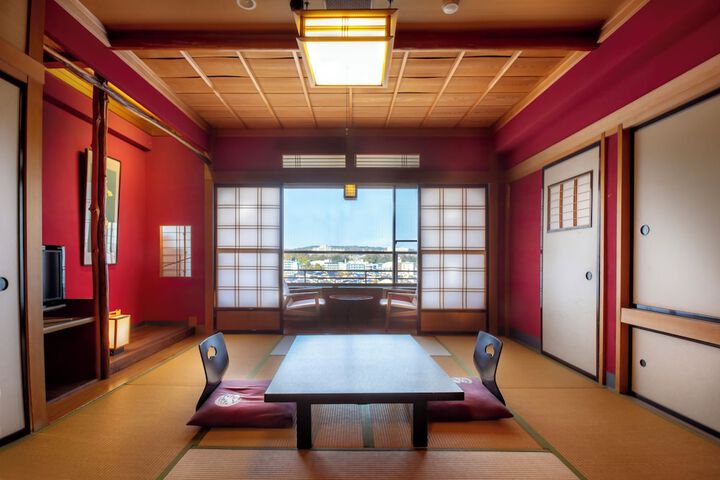 Room 21 of 132