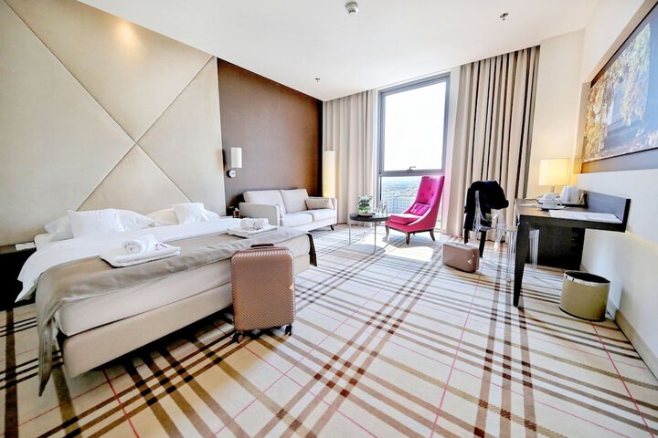 Room 14 of 61