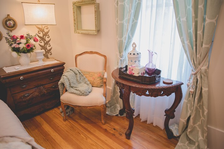Room 8 of 52