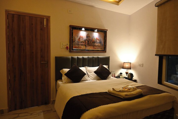 Room 16 of 86