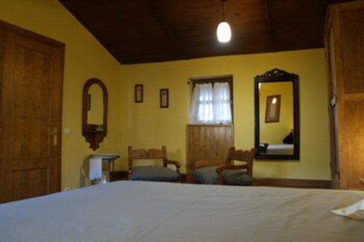 Room 22 of 27