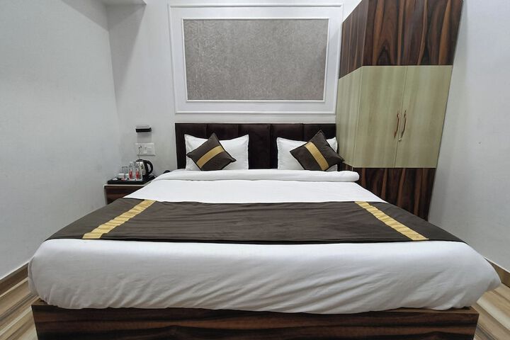 Room 5 of 36