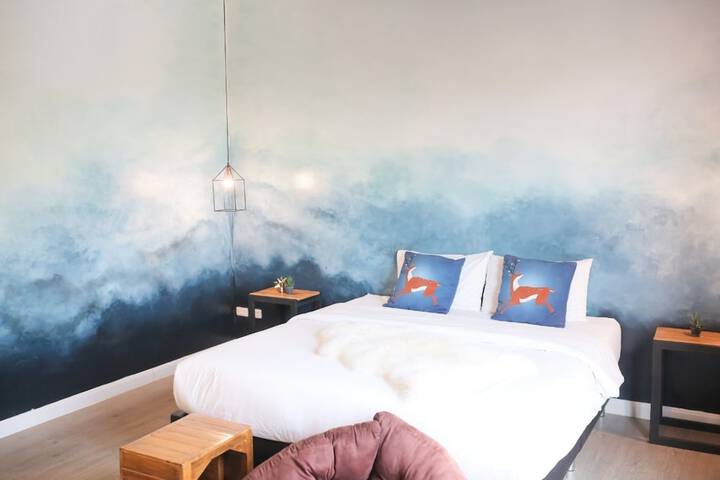 Room 45 of 105