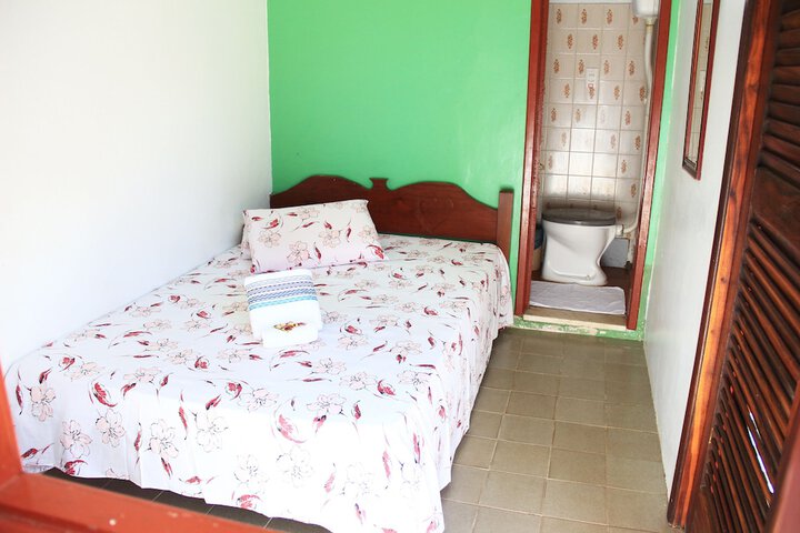 Room 12 of 17