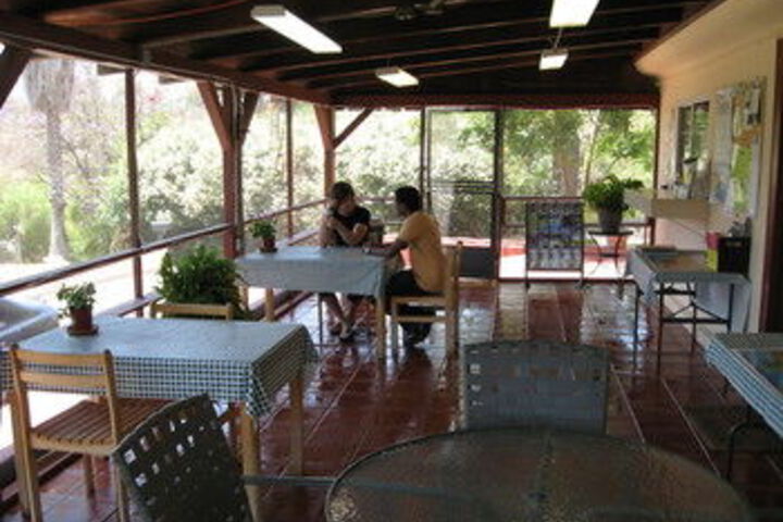 Dining 2 of 10