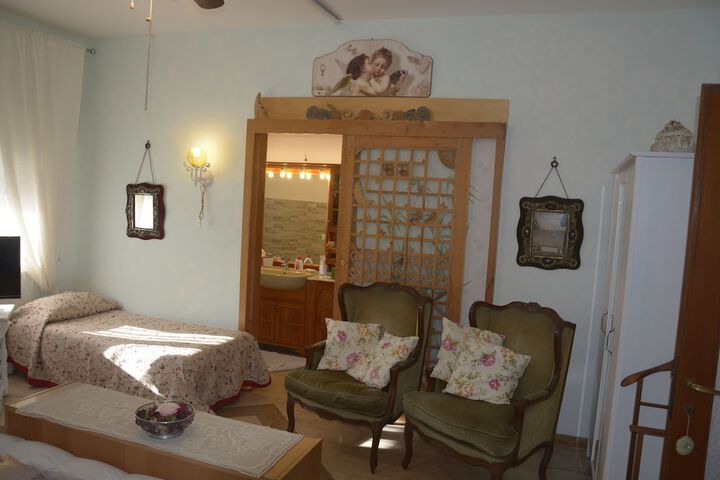 Room 18 of 19