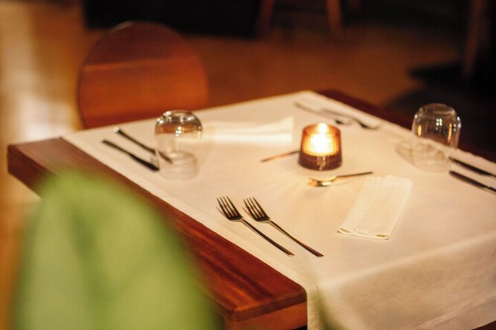 Dining 29 of 60