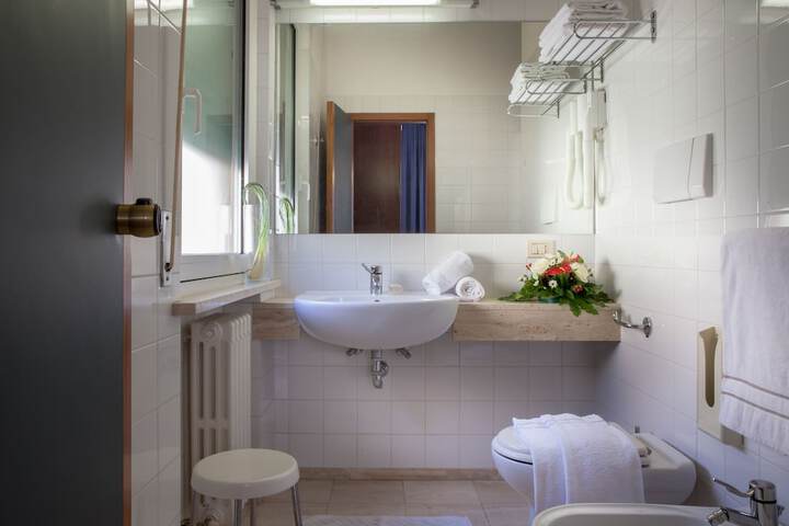 Clean Restrooms