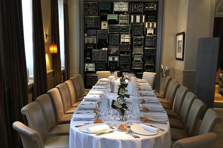 Dining 59 of 83