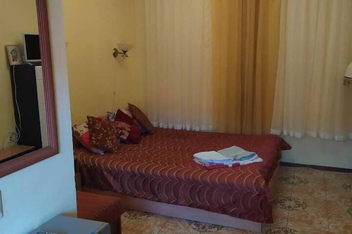 Room 9 of 30