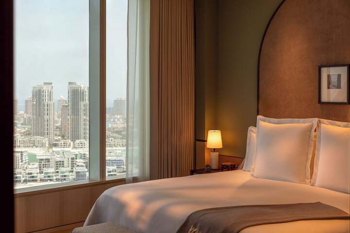 Room 21 of 208