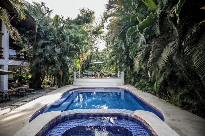 Pool 116 of 137