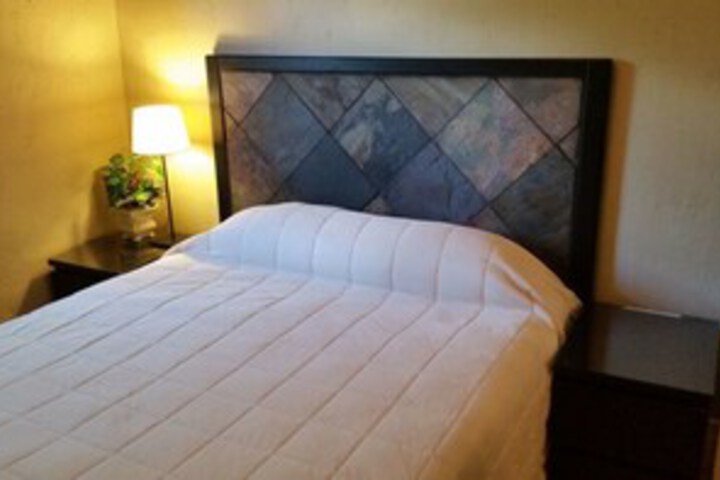 Room 13 of 14