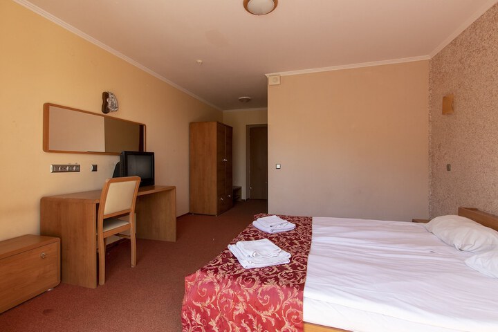 Room 22 of 61