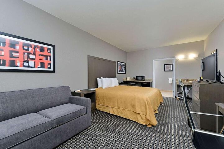 Room 12 of 42