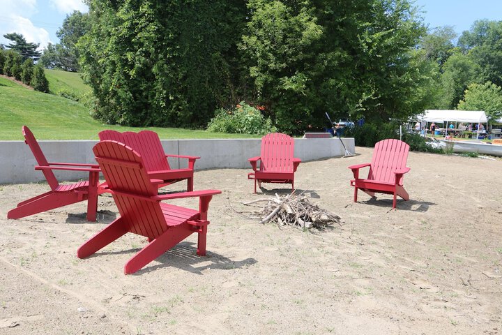 Property Grounds 84 of 101