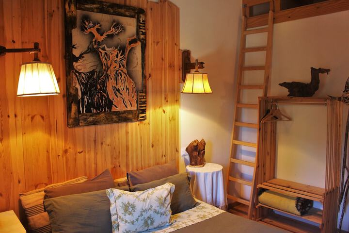 Room 5 of 122