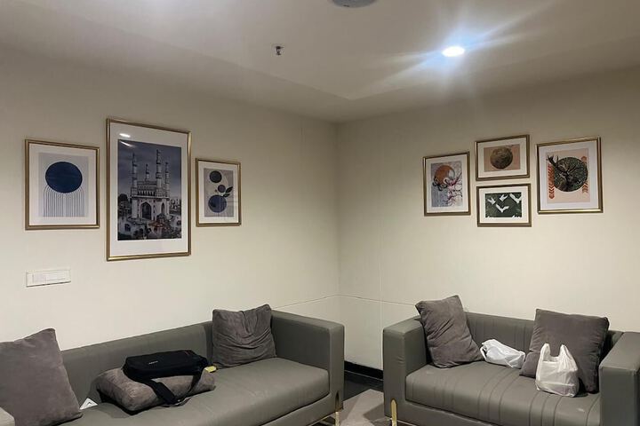 Room 11 of 35