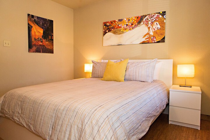 Room 10 of 82