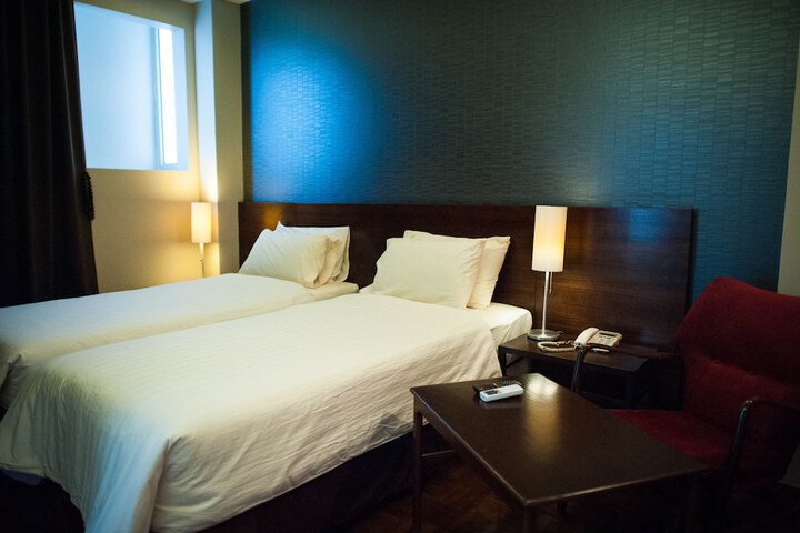 Room 9 of 55