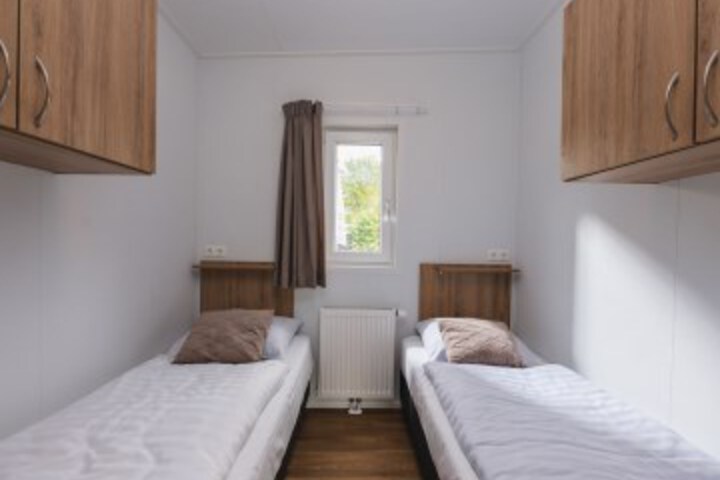 Room 21 of 143