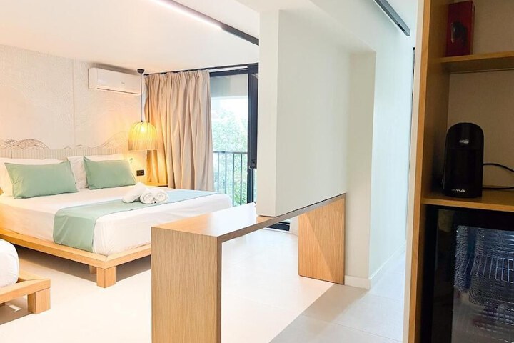 Room 30 of 50