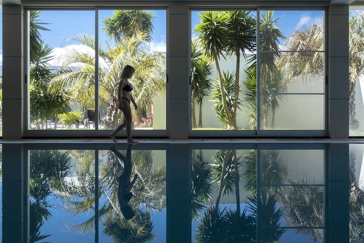 Pool 17 of 34
