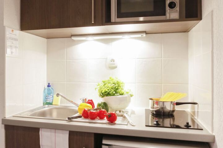 Private kitchenette