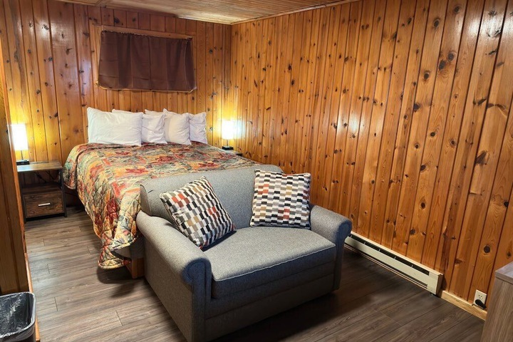 Room 7 of 45
