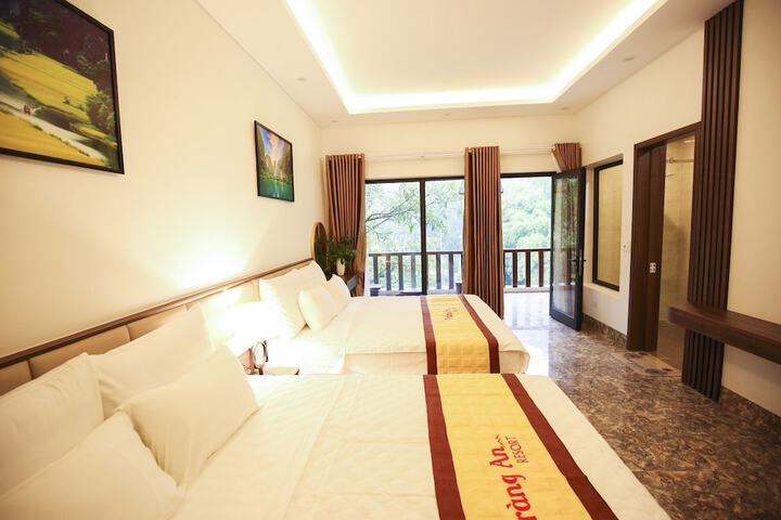 Room 5 of 20